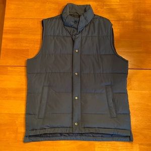 GAP Mens Upcycled Puffer Vest Blue size M